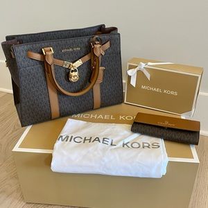 NWOT Michael Kors bag and wallet